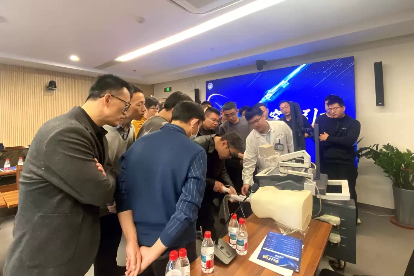 基层诊疗革新！卡本医疗VENUS如何让前列腺精准靶向穿刺技术触手可及？