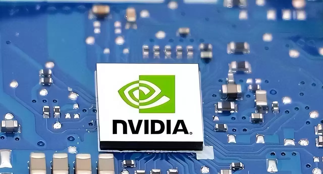 芯片霸权崩塌?中国技术反超,美国制造业陷末日危机! 芯片霸权崩塌?中国技术反超,美国制造业陷末日危机!