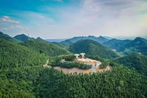 中国复眼：深空探测的“火眼金睛”，如何看穿1.5亿公里外的宇宙奥秘？