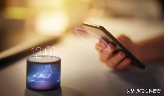 蓝牙隐形斗篷：跳频技术如何让你无线连接稳又密？