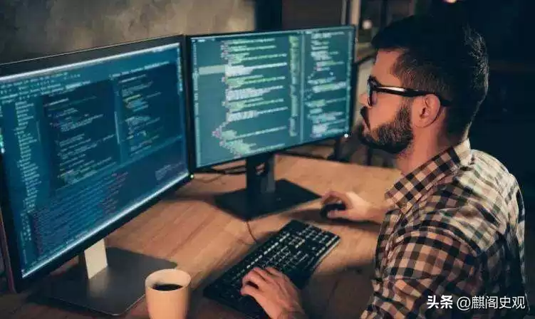 激战H-1B:硅谷巨头狂吸全球AI人才,印度IT遭遇“降维打击”? 激战H-1B:硅谷巨头狂吸全球AI人才,印度IT遭遇“降维打击”?