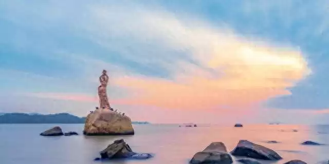 VR演讲恐惧终结者：用虚拟现实技术引爆你的PPT自信！