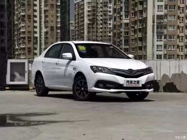 月薪3000别灰心!5款高性价比神车+超狠省钱攻略,让你轻松圆梦! 月薪3000别灰心!5款高性价比神车+超狠省钱攻略,让你轻松圆梦!