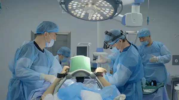 冰封守望者:中国首例人体冷冻术,四年等待爱妻归来 冰封守望者:中国首例人体冷冻术,四年等待爱妻归来