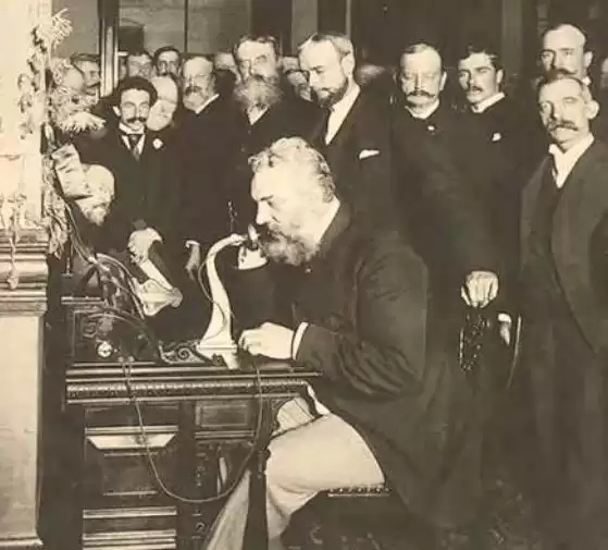 从“电迷”少年到通信之王：马可尼如何用无线电波叩开世界之门  世界无线电日特别回顾