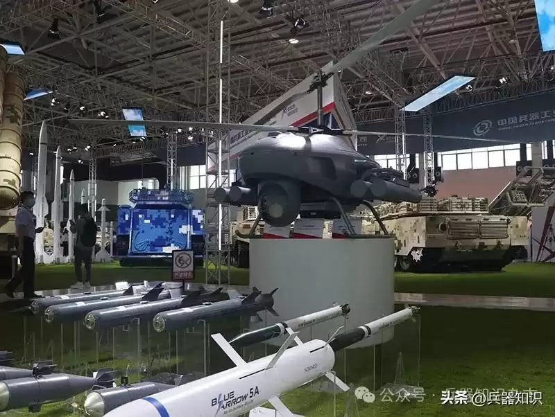 空中对决：以色列“金鹰”HS携“长钉”导弹，挑战中国“金雕”重型火力！