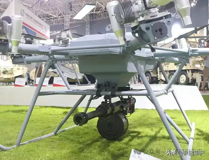 空中对决：以色列“金鹰”HS携“长钉”导弹，挑战中国“金雕”重型火力！