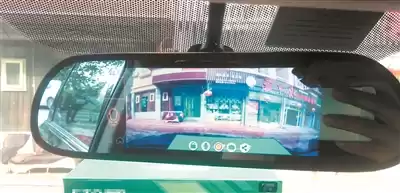 流媒体后视镜实测大揭秘：视野扩大3倍，是黑科技还是鸡肋？