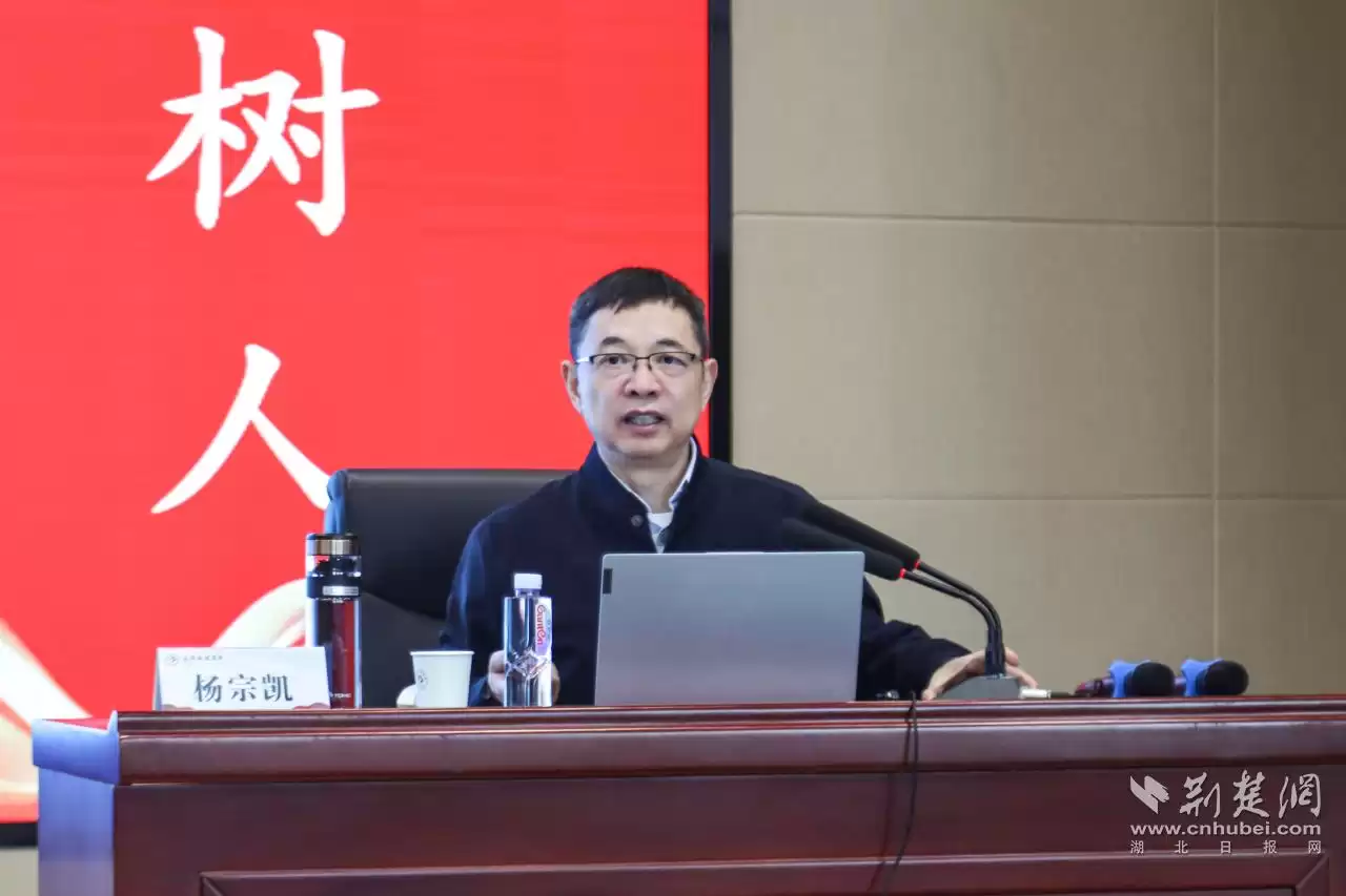 AI重塑课堂！武汉文理学院开启教学智能变革新篇章