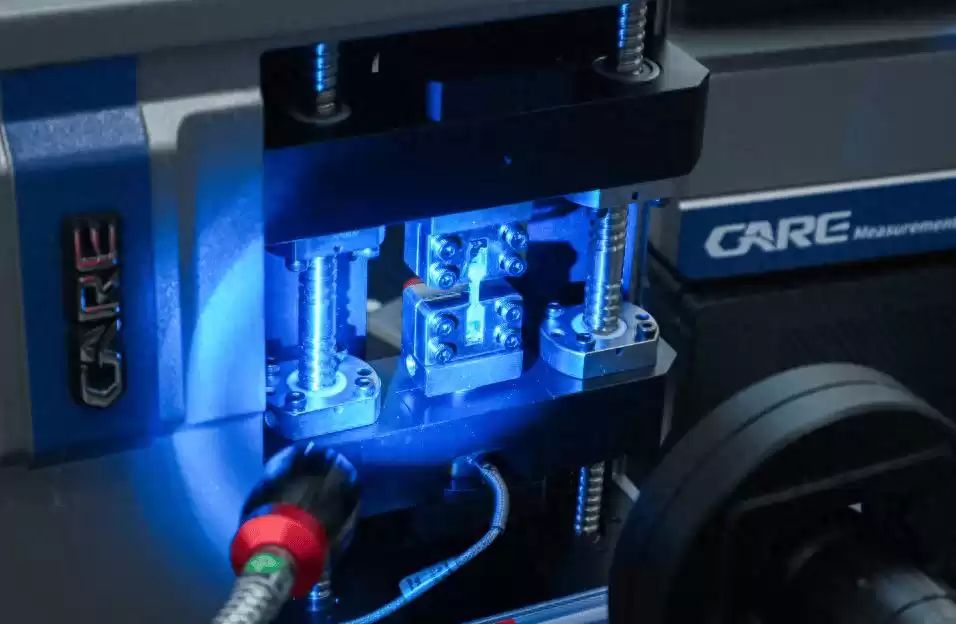 突破测量边界：DIC+试验机，高精度全场形变分析一站式攻克！