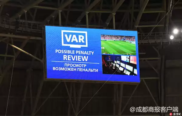 VAR技术风暴：是天使还是魔鬼？五问视频助理裁判的终极争议