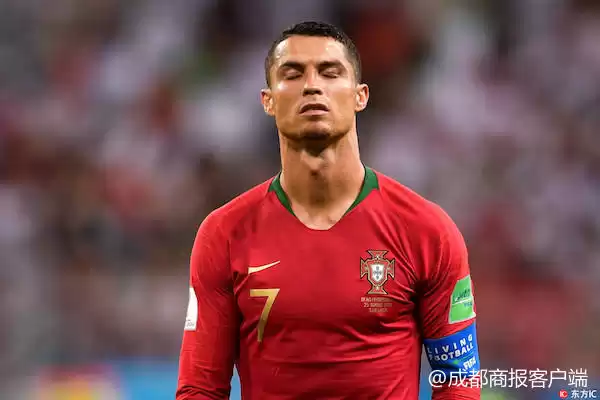 VAR技术风暴：是天使还是魔鬼？五问视频助理裁判的终极争议