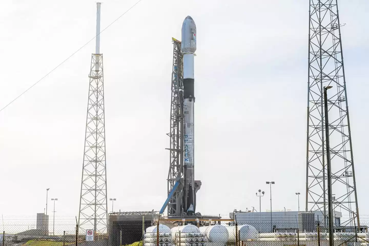 颠覆想象！中国航天碾压式突破，可重复火箭让太空旅行比公交还便宜