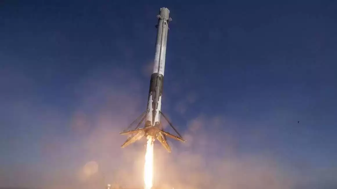 颠覆想象！中国航天碾压式突破，可重复火箭让太空旅行比公交还便宜