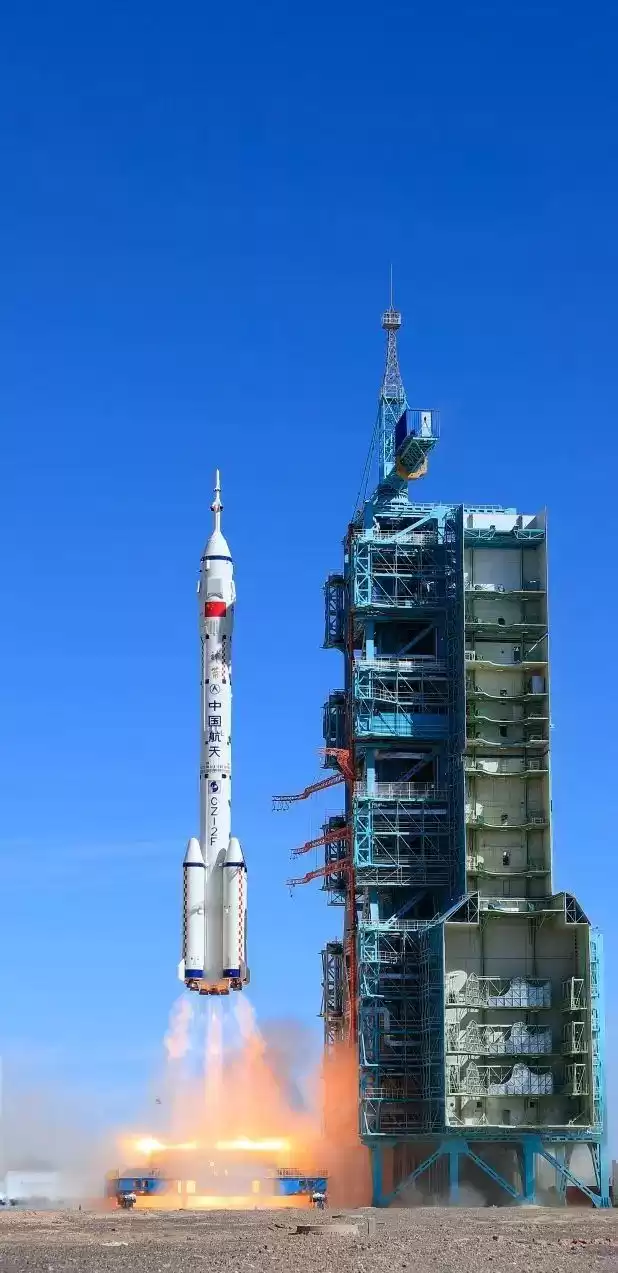 颠覆想象！中国航天碾压式突破，可重复火箭让太空旅行比公交还便宜