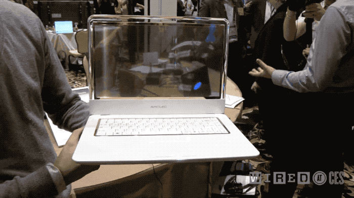 透明屏魔法大揭秘：屏幕如何“隐形”？硬核科技重塑未来视觉！