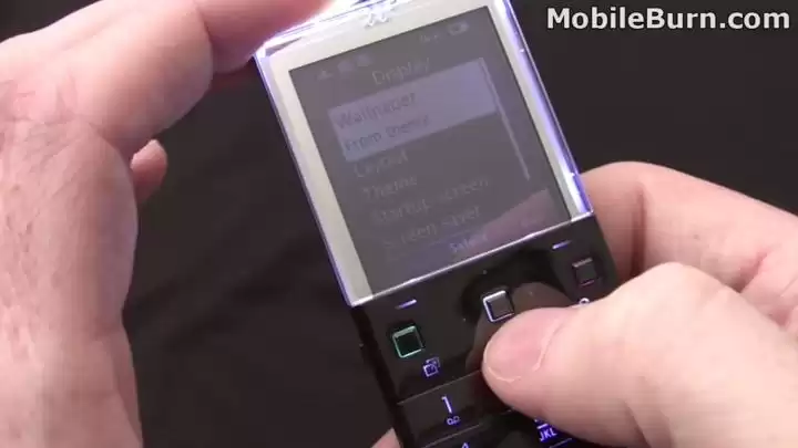 透明屏魔法大揭秘：屏幕如何“隐形”？硬核科技重塑未来视觉！