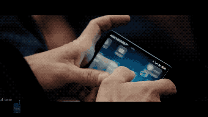 透明屏魔法大揭秘：屏幕如何“隐形”？硬核科技重塑未来视觉！