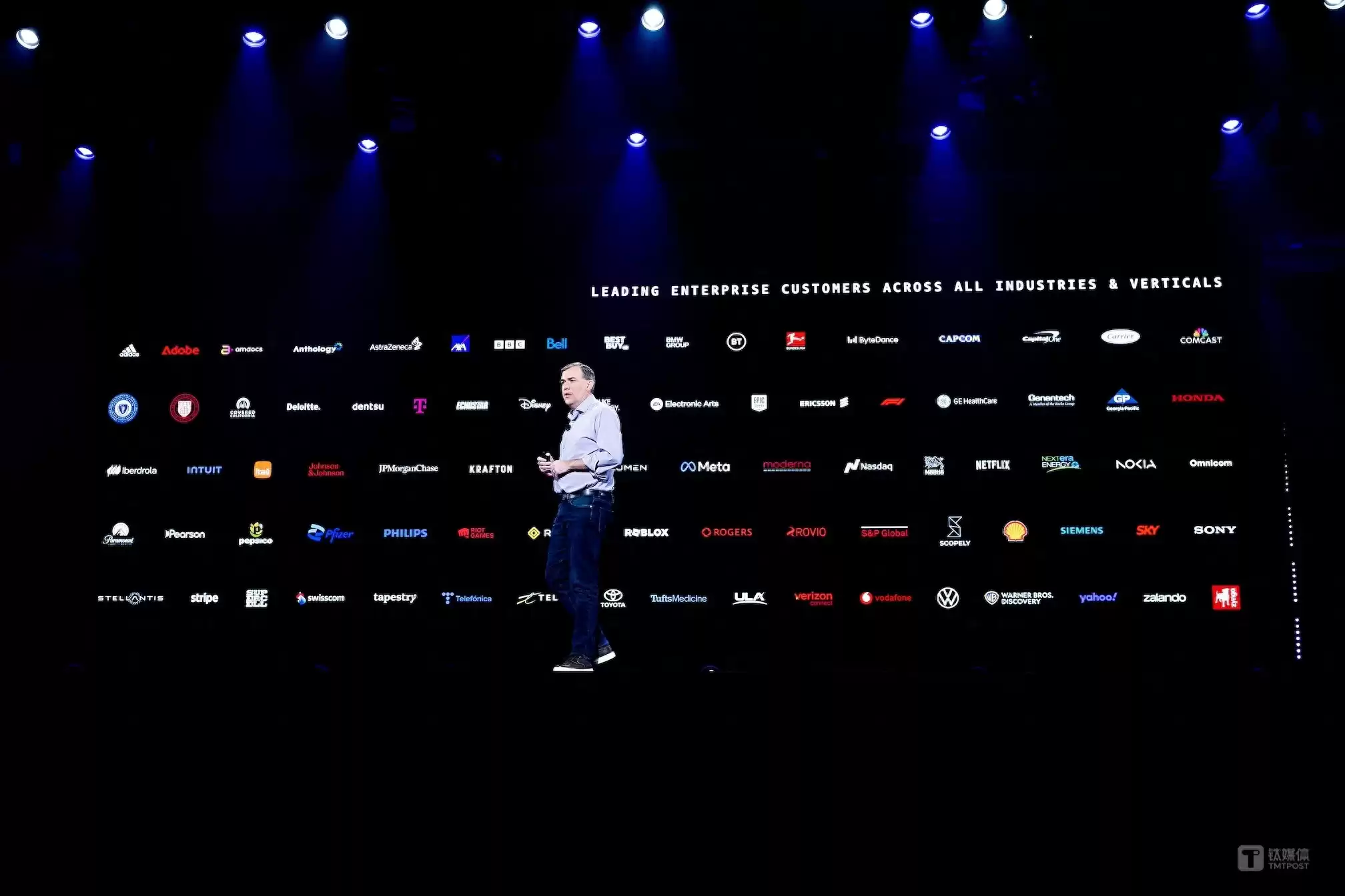 reInvent 2025震撼全场!亚马逊云科技不止发布AI芯片与模型,更破解了AI商业化的核心密码-第1张图片-正海烽科技 - 领先的只能推广行业,智能制造解决方案提供商 reInvent 2025震撼全场!亚马逊云科技不止发布AI芯片与模型,更破解了AI商业化的核心密码-第1张图片-正海烽科技 - 领先的只能推广行业,智能制造解决方案提供商