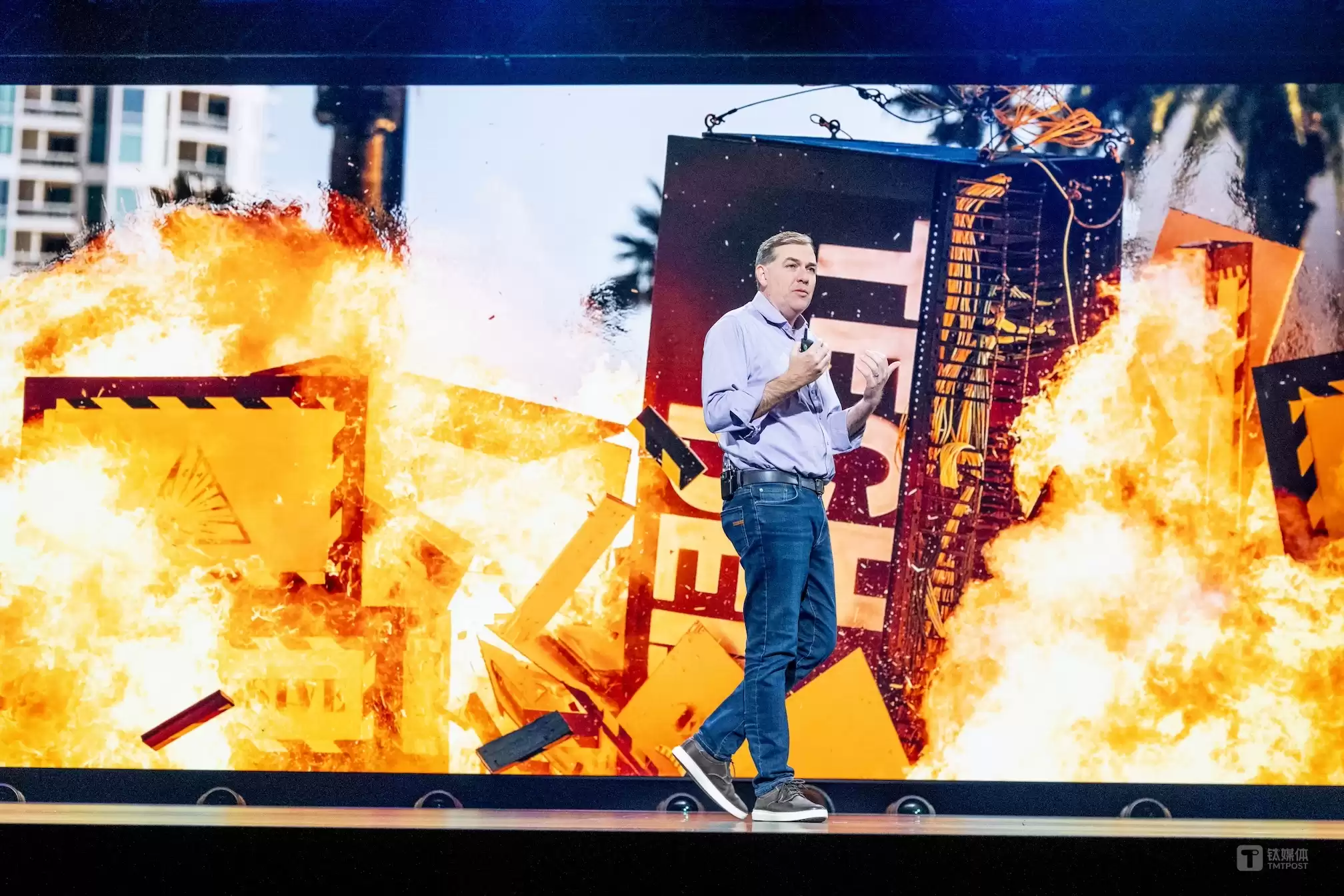 reInvent 2025震撼全场!亚马逊云科技不止发布AI芯片与模型,更破解了AI商业化的核心密码-第9张图片-正海烽科技 - 领先的只能推广行业,智能制造解决方案提供商 reInvent 2025震撼全场!亚马逊云科技不止发布AI芯片与模型,更破解了AI商业化的核心密码-第9张图片-正海烽科技 - 领先的只能推广行业,智能制造解决方案提供商