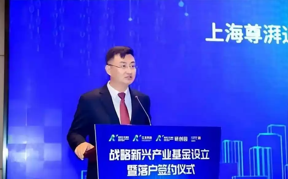 商业间谍现形记！华为芯片机密遭内部窃取，主犯获刑六年重罚千万！