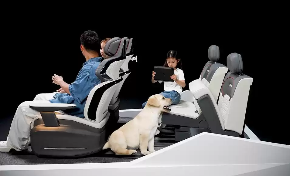 座椅革命！麦格纳灵动系统：七大模式解锁你的“移动豪宅”