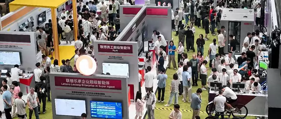 联想AI创新风暴：200+黑科技狂潮，智能体矩阵、太阳能PC、4D游戏本颠覆想象！