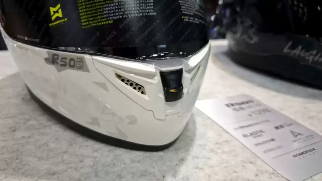 颠覆骑行安全！摩雷士2025摩博会亮出尖端头盔技术，新品牌“觉势”重新定义“入门级”天花板