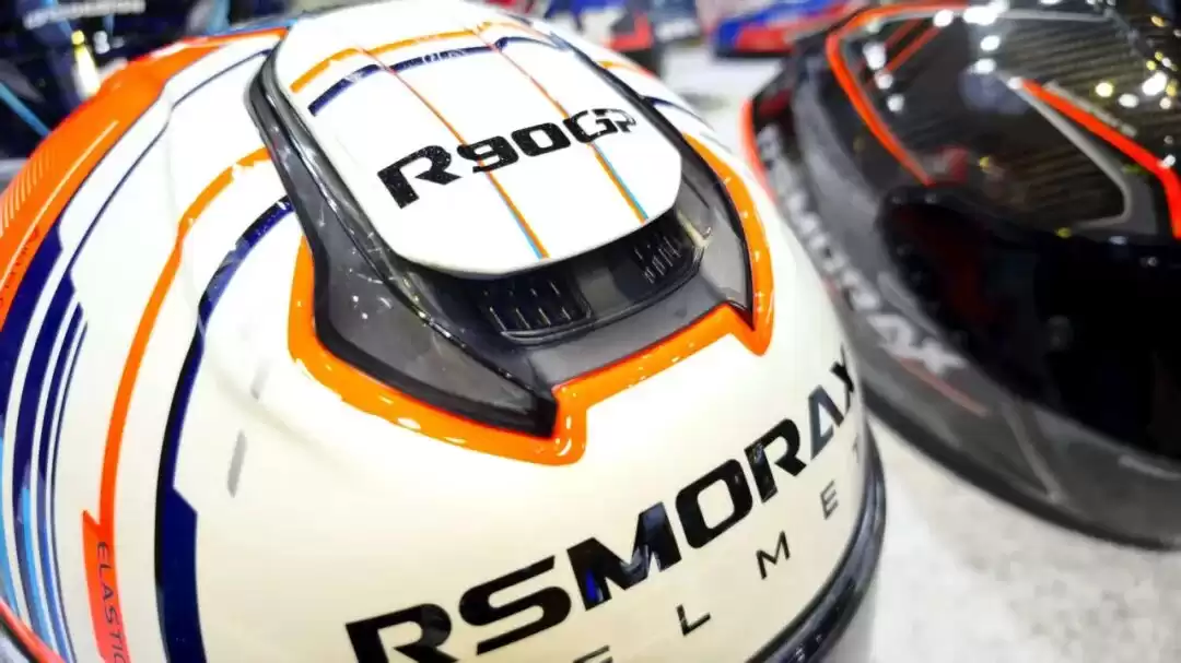 颠覆骑行安全！摩雷士2025摩博会亮出尖端头盔技术，新品牌“觉势”重新定义“入门级”天花板