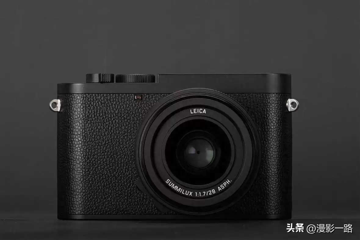 颠覆色彩霸权！徕卡Q3 Monochrom如何定义黑白摄影新标准