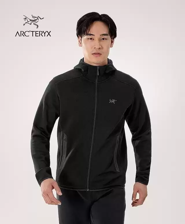 技术控揭秘：全球顶级抓绒衣“三剑客”，谁才是保暖界王者？