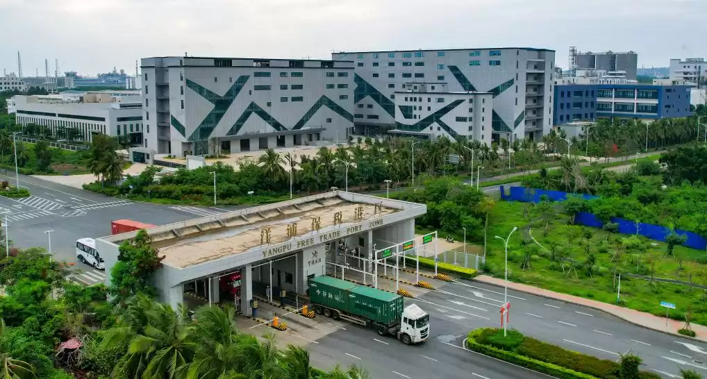 海南自贸港全岛封关在即！政策红利全面爆发，企业降本增效的黄金机遇来了！