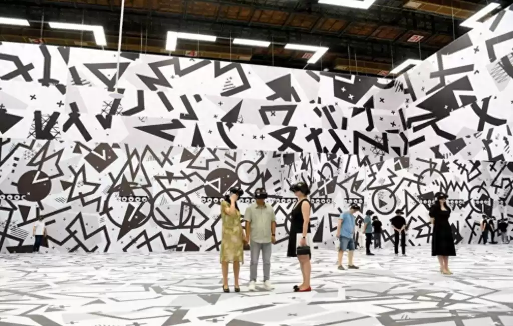 从0到1是奇迹，但从100到无限是革命：VR大空间如何重塑你的现实