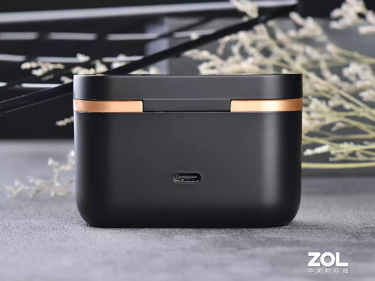 静享好声音!雷柏Ti100真无线降噪耳机评测:-25dB ANC降噪+30小时超长续航 静享好声音!雷柏Ti100真无线降噪耳机评测:-25dB ANC降噪+30小时超长续航