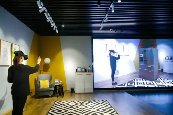 AI+VR深度融合正重塑未来！2025年最前沿黑科技全景