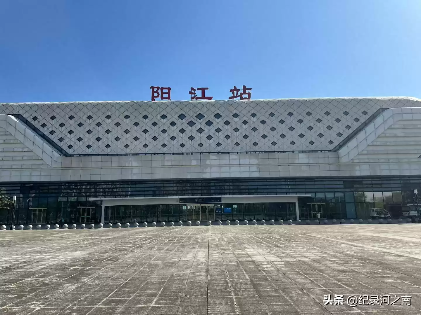 2026无人化技术爆发：未来社会颠覆性变革全