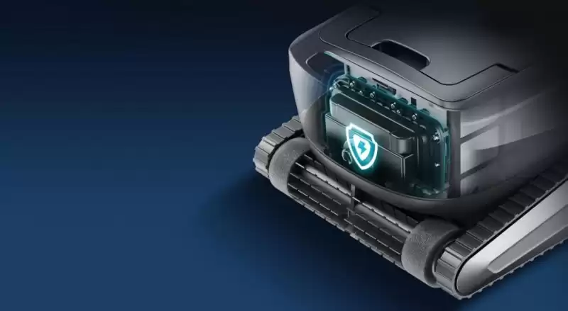 颠覆性双智融合！潜行创新L1 Ultra全球首发，激光雷达+AI视觉重塑泳池清洁未来