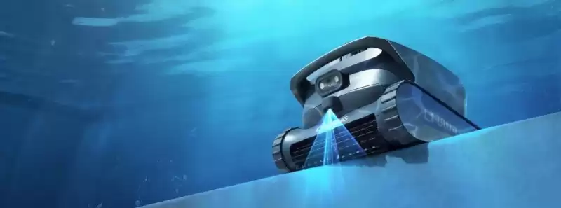 颠覆性双智融合！潜行创新L1 Ultra全球首发，激光雷达+AI视觉重塑泳池清洁未来