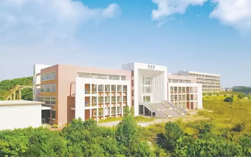 茂名第一职业技术学校的真实面貌与选择价值