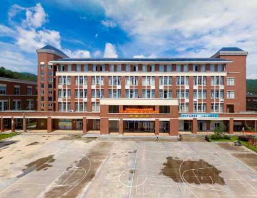 嵊泗职业技术学校：海岛上的技能摇篮