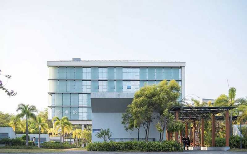 探秘深圳技术大学：全国首创“空中大学”环境到底有多特别？