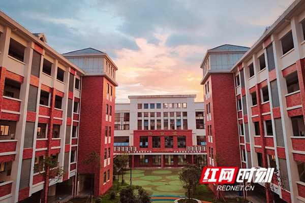 探秘湘南职教明珠：一所老牌中专的硬核逆袭路