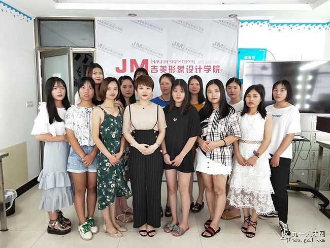 赣州纹绣培训圈：手艺人嘅饭碗点样端稳