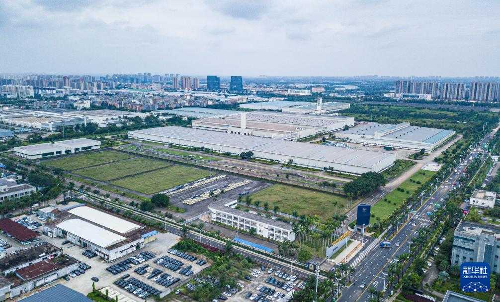 高新区的隐藏打卡地 潮流与科技交织的摄影秘境