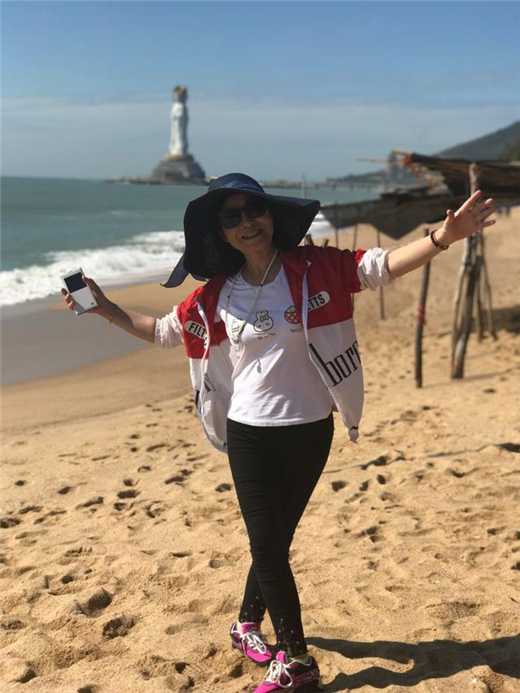 数字外婆的微笑：当AI抚平未说完的再见