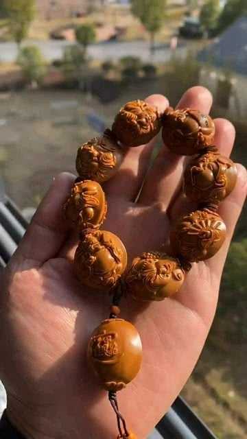 方寸之间的乾坤：核雕艺术的千年技艺与新生