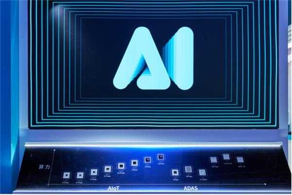 昨晚被这AI整得一宿没睡，醒来才发现它悄悄干了件大事-第2张图片-正海烽科技 - 领先的只能推广行业，智能制造解决方案提供商