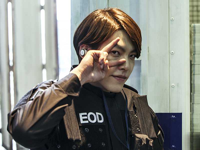 李玹雨与技术者们:当纹身成为角色灵魂的隐秘勋章 李玹雨与技术者们:当纹身成为角色灵魂的隐秘勋章