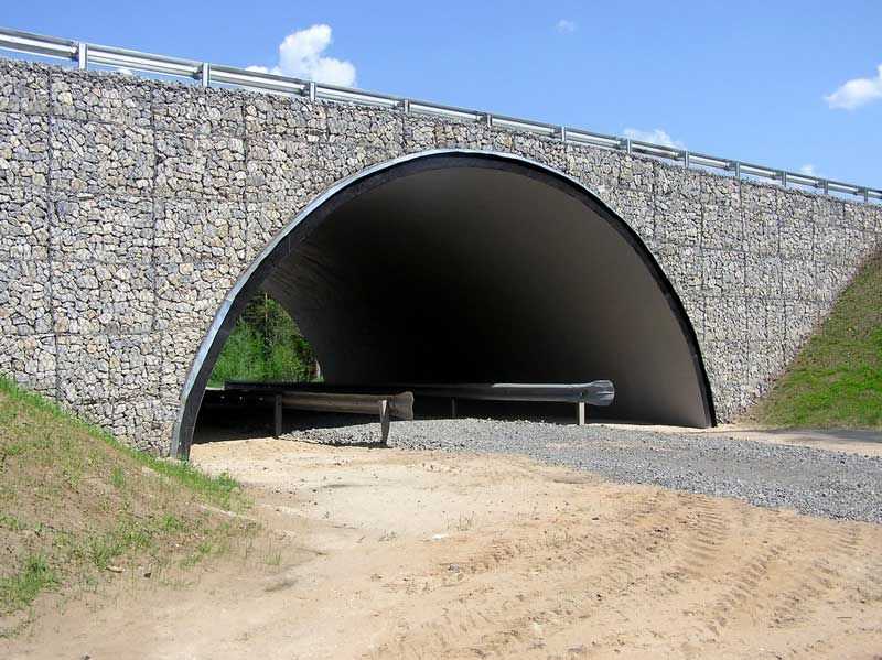 河道施工那些事儿：从“人海战术”到“科技魔法”的华丽转身