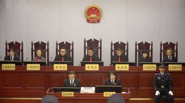 法官换AI：司法厅里的新鲜事儿